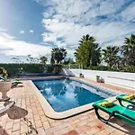 Вилла Celina By Algarve Holidays Гия
