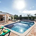 Villa Celina By Algarve Holidays Guia (Faro)