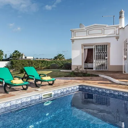 Celina By Algarve Holidays فيلة