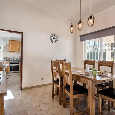 Villa Celina By Algarve Holidays Guia (Faro)