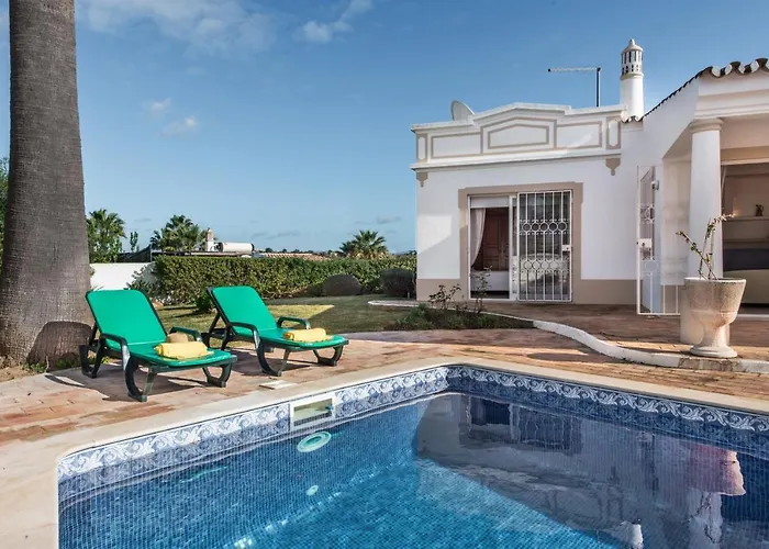 Celina By Algarve Holidays 빌라